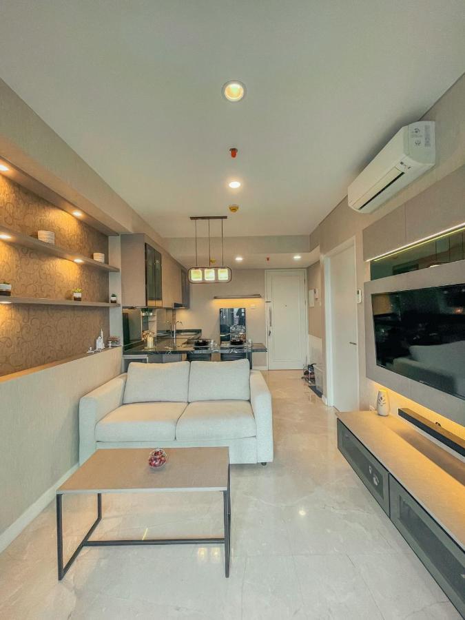 B Landmark Apartemen